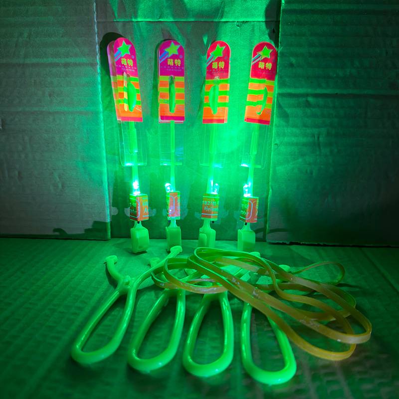 The little arrows are green